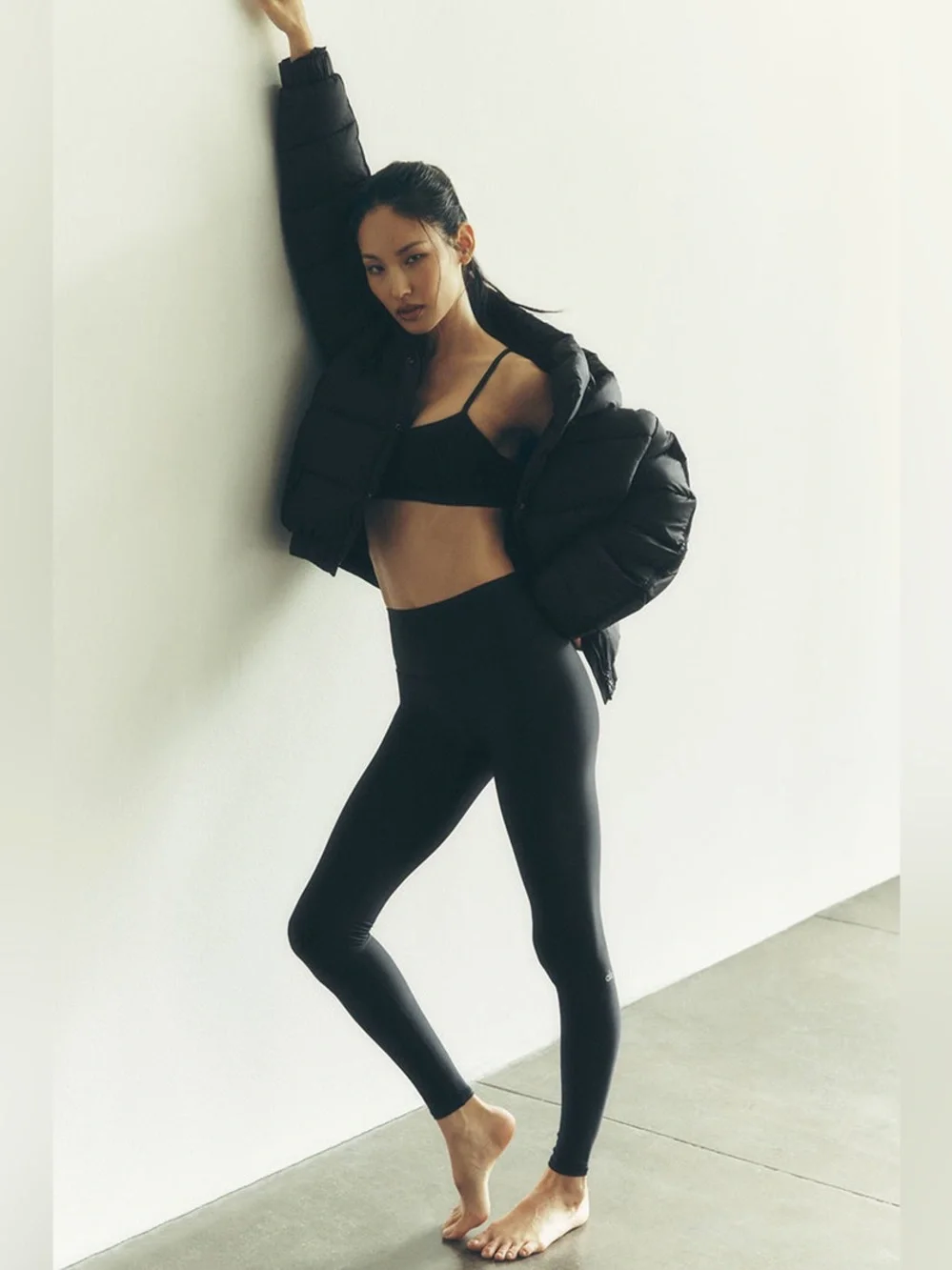 Alo high waist air lift leggings medium black full length 28” athletic yoga